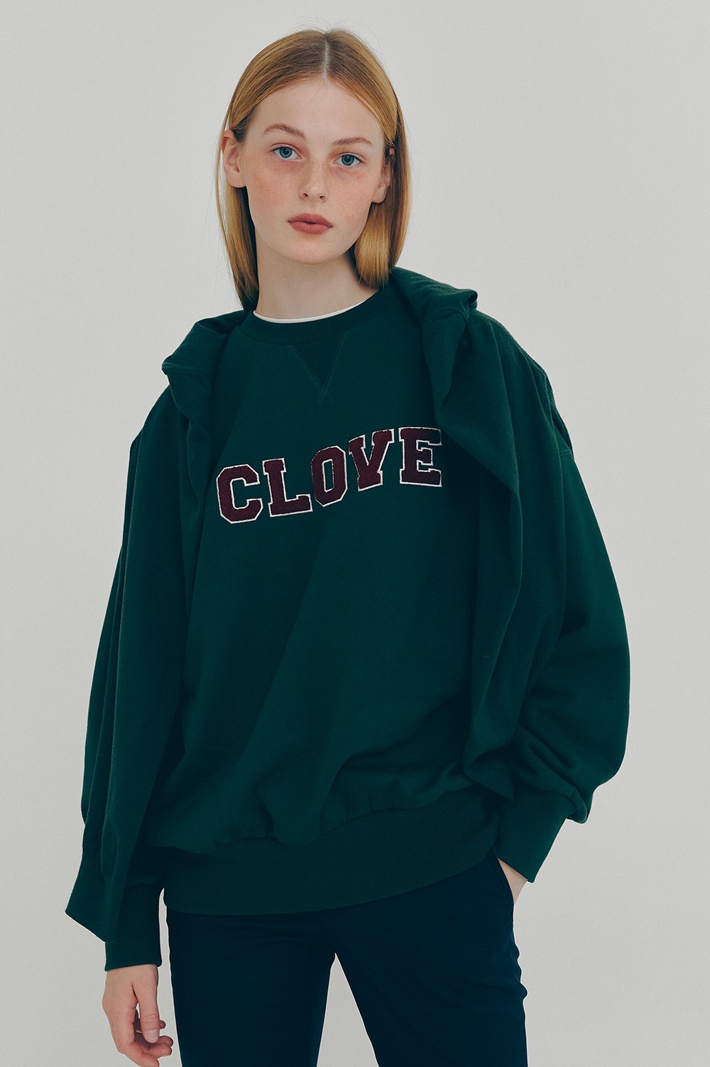 clove - [FW21 clove] Dumble Logo Sweatshirt (Dark Green)