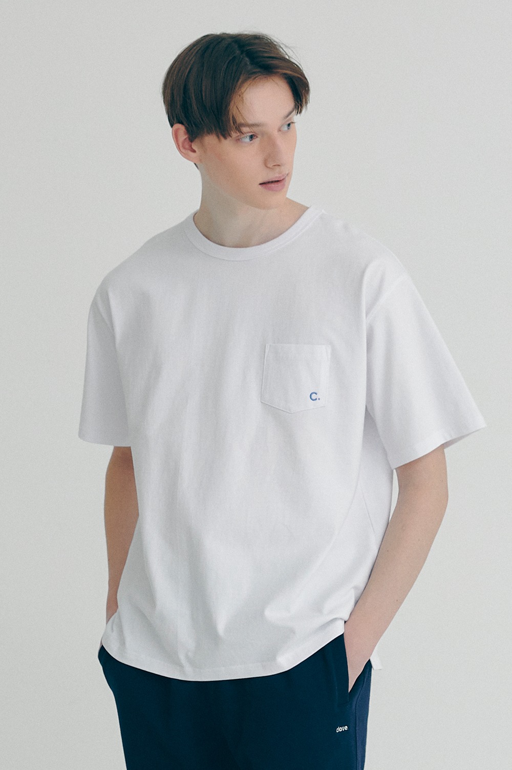 clove - [22SS clove] logo Pocket T-shirt (White)